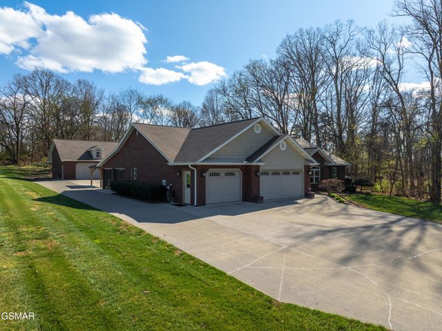 225 Piney Road, Kodak, TN 37764