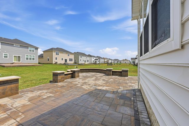 637 Bald Eagle Drive, Delaware, OH 43015