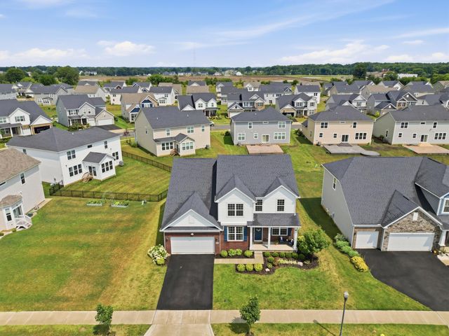 637 Bald Eagle Drive, Delaware, OH 43015