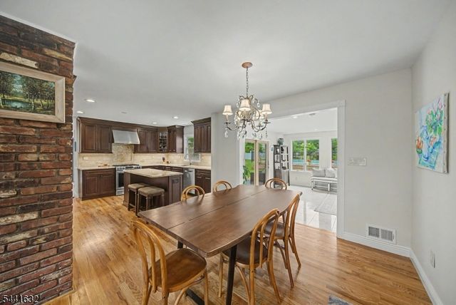 25 Lord Stirling Dr, Parsippany-troy Hills Twp., NJ 07054
