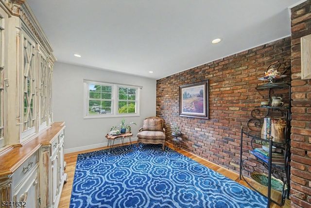25 Lord Stirling Dr, Parsippany-troy Hills Twp., NJ 07054