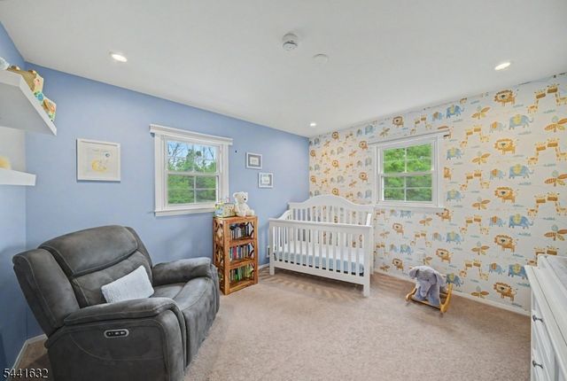 25 Lord Stirling Dr, Parsippany-troy Hills Twp., NJ 07054