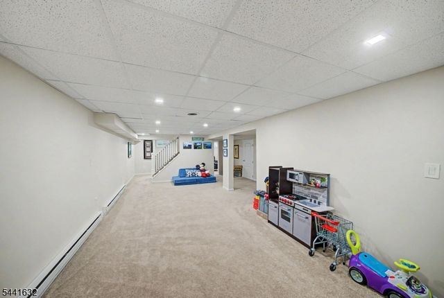 25 Lord Stirling Dr, Parsippany-troy Hills Twp., NJ 07054