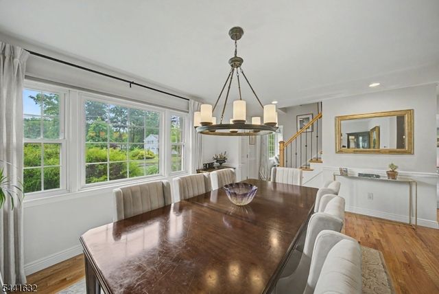 25 Lord Stirling Dr, Parsippany-troy Hills Twp., NJ 07054