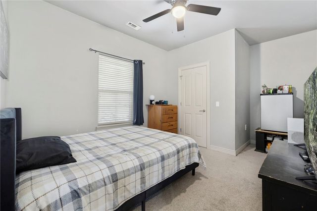 1690 Colonel Bartow Drive, Prairie Grove, AR 72753