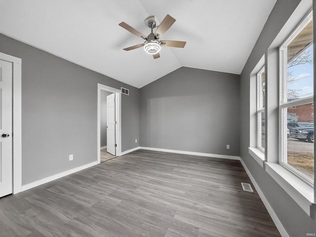 2509 Decamp Avenue, Elkhart, IN 46517
