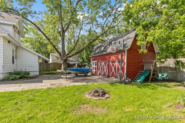 2511 Wyoming Avenue, Wyoming, MI 49519
