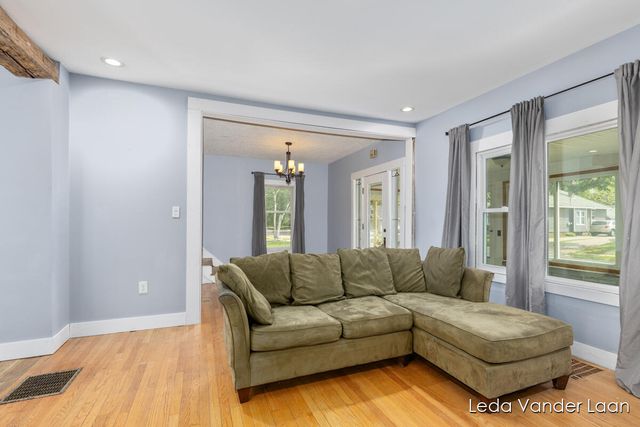 2511 Wyoming Avenue, Wyoming, MI 49519