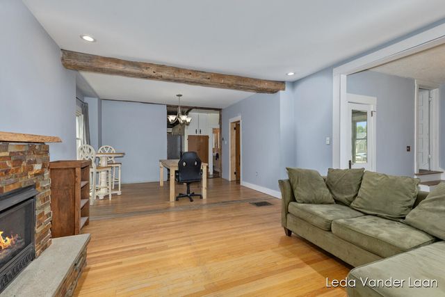 2511 Wyoming Avenue, Wyoming, MI 49519