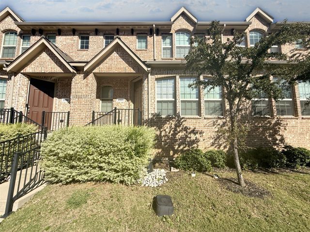2563 Adam Lane, Lewisville, TX 75056