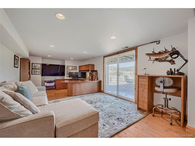 6415 Cherokee Dr, Sedalia, CO 80135