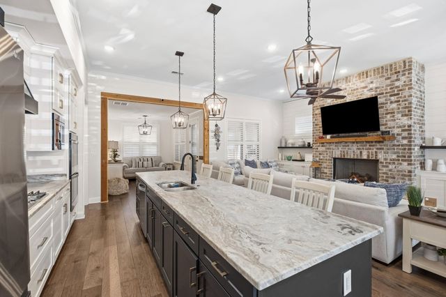 10230 EVERGREEN MANOR CV, Lakeland, TN 38002