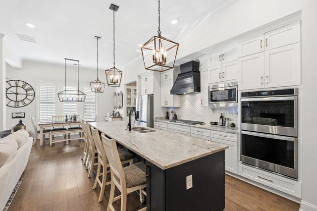 10230 EVERGREEN MANOR CV, Lakeland, TN 38002