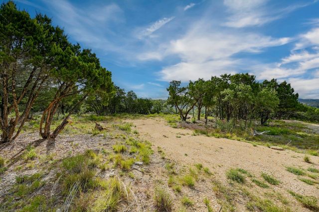 10909 Turkey Bend DR, Jonestown, TX 78645