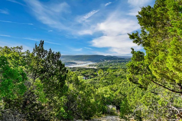 10909 Turkey Bend DR, Jonestown, TX 78645
