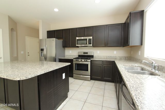 43522 W SNOW Drive, Maricopa, AZ 85138