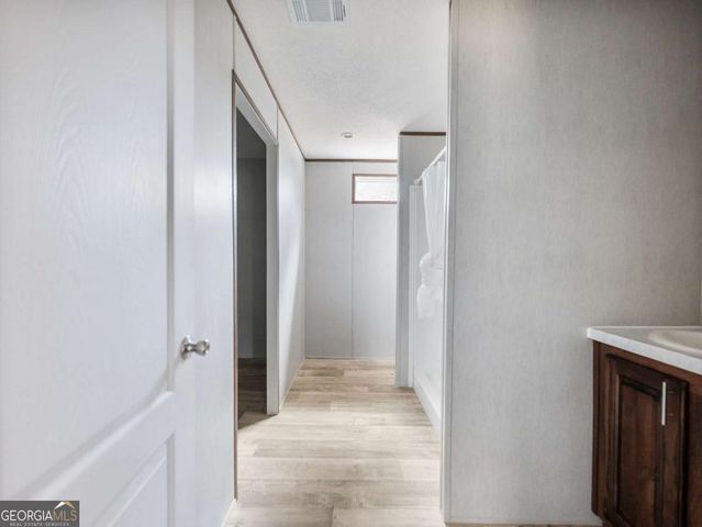 7676 Pea Ridge Road, Lula, GA 30554