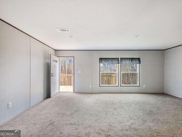 7676 Pea Ridge Road, Lula, GA 30554