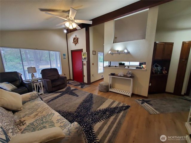 1000 Mt.Olympus Avenue SE, Ocean Shores, WA 98569