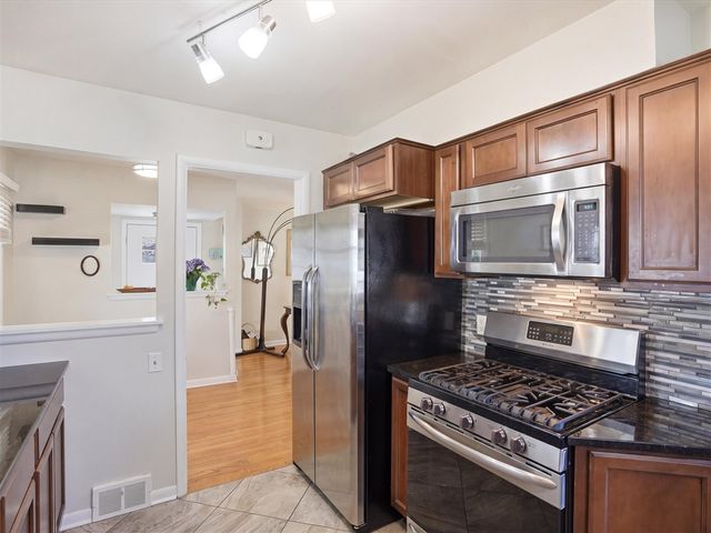 1181 Kay Parkway, Ann Arbor, MI 48103