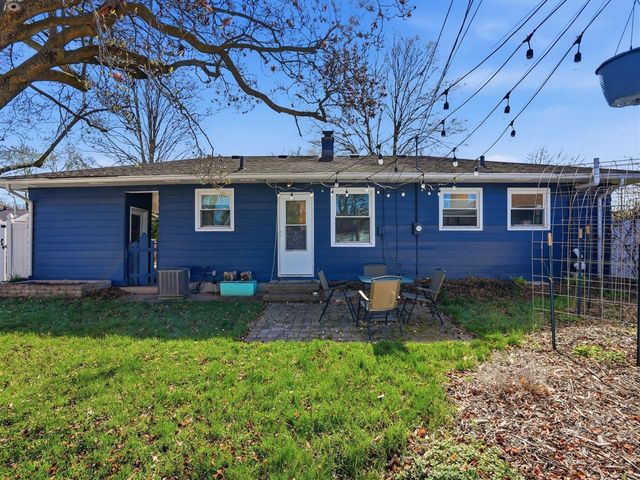 1181 Kay Parkway, Ann Arbor, MI 48103