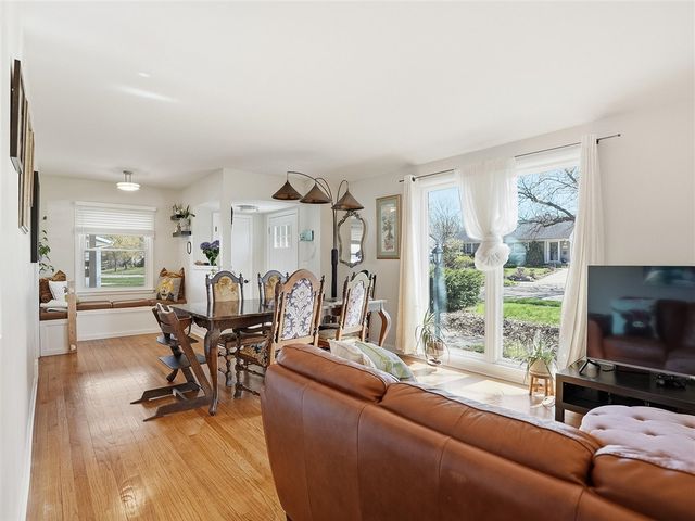 1181 Kay Parkway, Ann Arbor, MI 48103