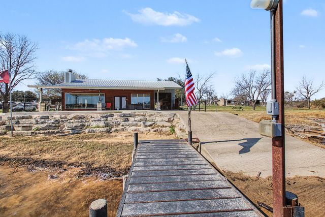 303 Lakeshore LOOP, Tow, TX 78672