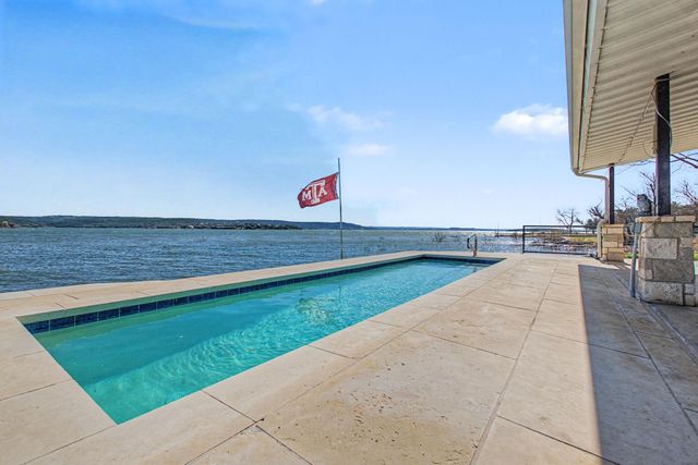 303 Lakeshore LOOP, Tow, TX 78672