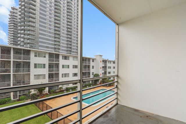 4500 N Flagler Drive B16, West Palm Beach, FL 33407