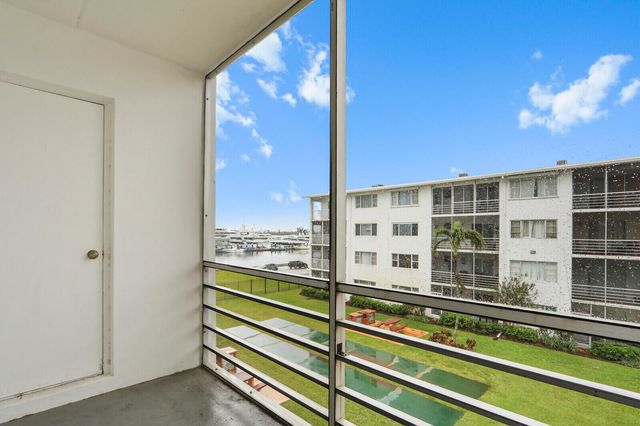 4500 N Flagler Drive B16, West Palm Beach, FL 33407