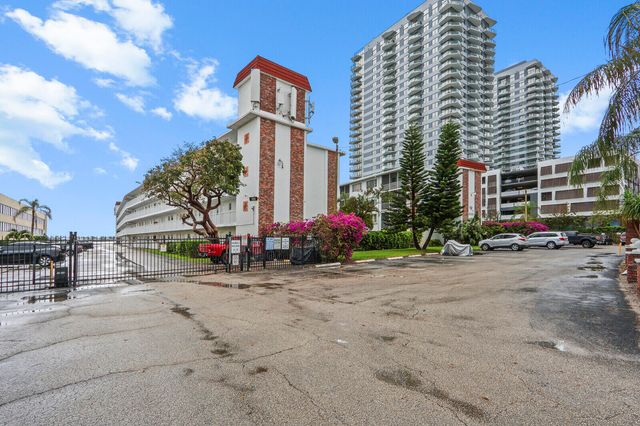 4500 N Flagler Drive B16, West Palm Beach, FL 33407