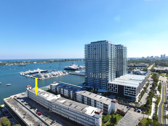 4500 N Flagler Drive B16, West Palm Beach, FL 33407