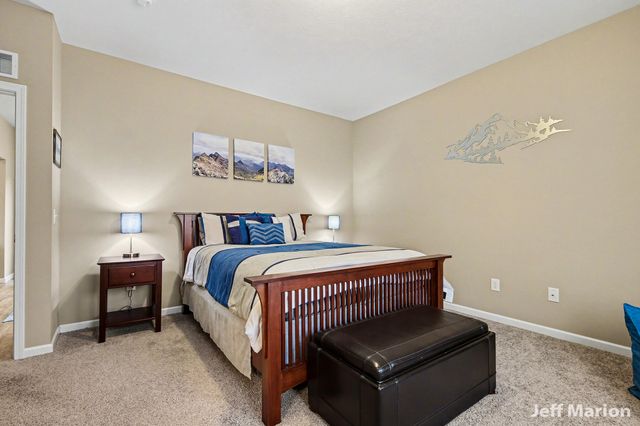 2125 Kensington Park Circle, Holland City, MI 49423