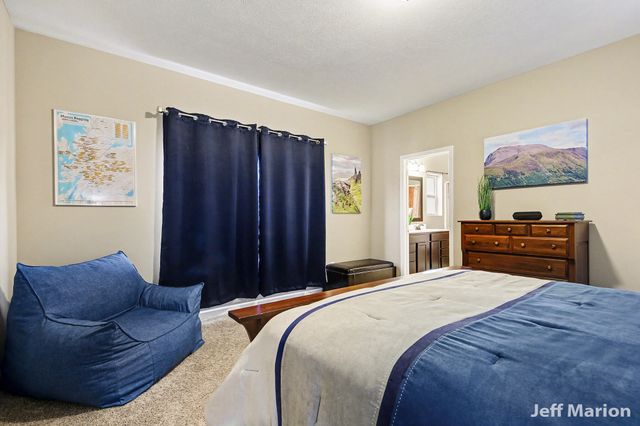 2125 Kensington Park Circle, Holland City, MI 49423