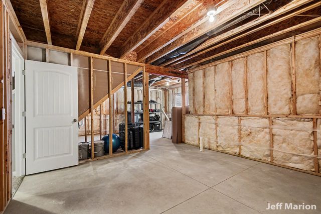 2125 Kensington Park Circle, Holland City, MI 49423