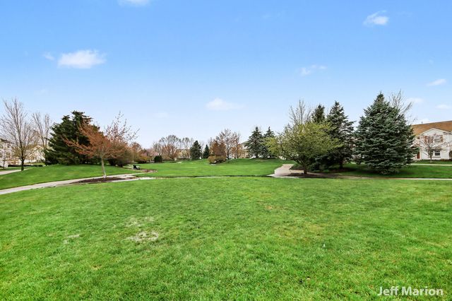 2125 Kensington Park Circle, Holland City, MI 49423