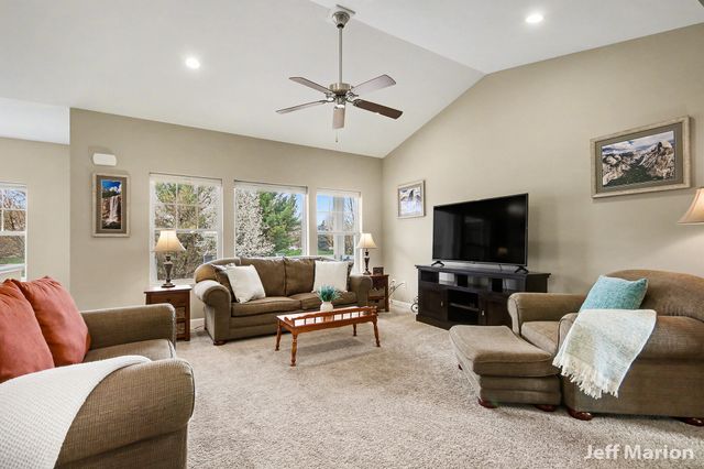 2125 Kensington Park Circle, Holland City, MI 49423