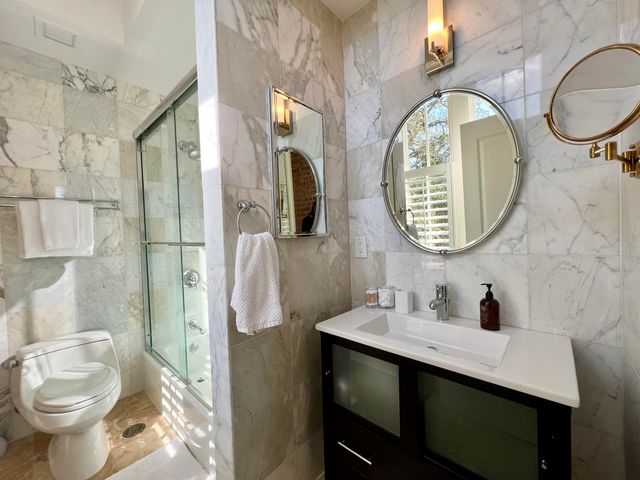 85 Cumberland Street 17, Charleston, SC 29401