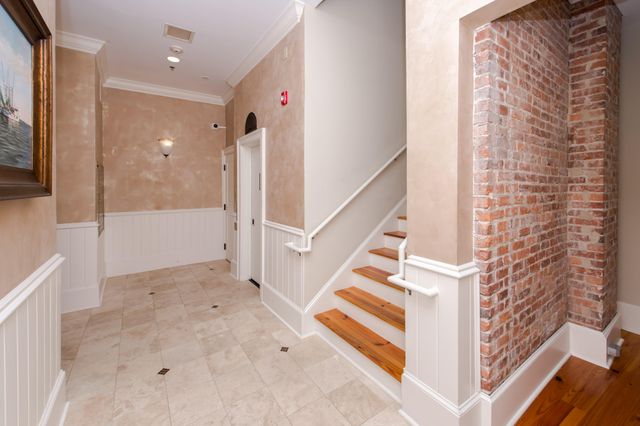 85 Cumberland Street 17, Charleston, SC 29401