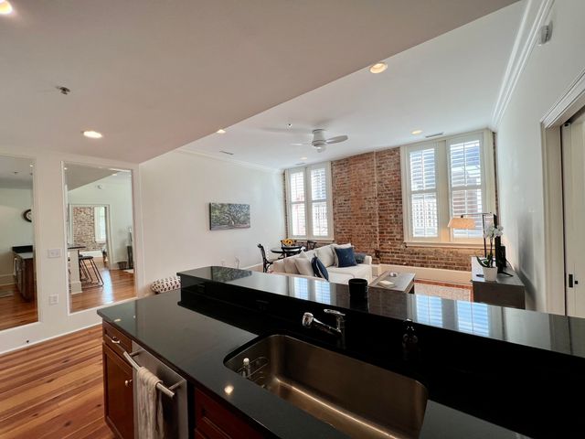 85 Cumberland Street 17, Charleston, SC 29401