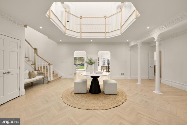 10821 BARN WOOD LN, Potomac, MD 20854