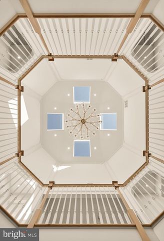 10821 BARN WOOD LN, Potomac, MD 20854