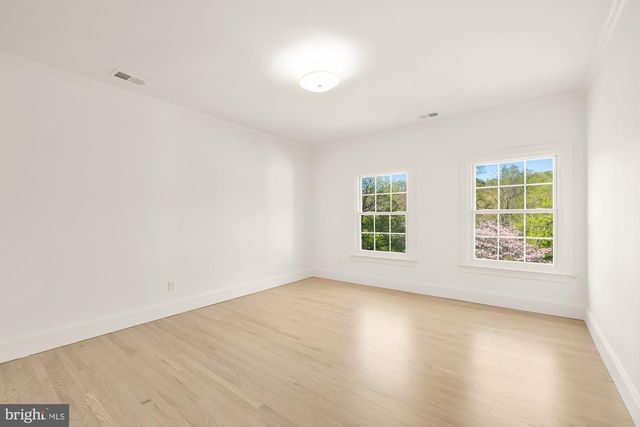 10821 BARN WOOD LN, Potomac, MD 20854