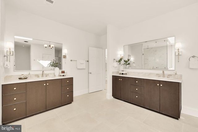 10821 BARN WOOD LN, Potomac, MD 20854