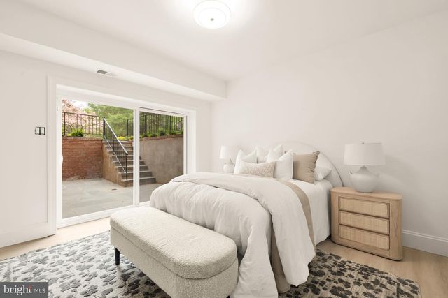 10821 BARN WOOD LN, Potomac, MD 20854