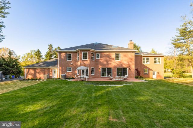 10821 BARN WOOD LN, Potomac, MD 20854