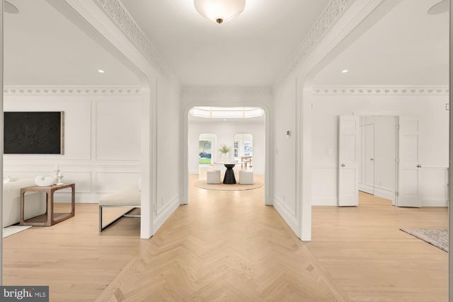 10821 BARN WOOD LN, Potomac, MD 20854