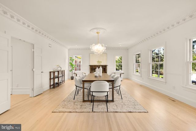 10821 BARN WOOD LN, Potomac, MD 20854