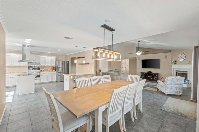 2314 Miami Court, Navarre, FL 32566