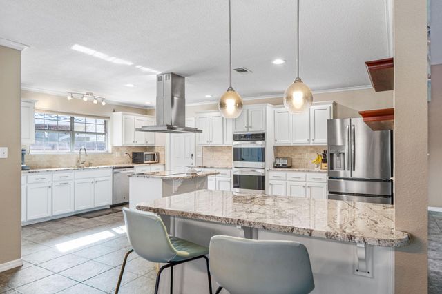 2314 Miami Court, Navarre, FL 32566